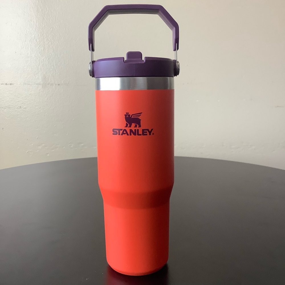 Stanley IceFlow Flip Straw Tumbler 30 oz